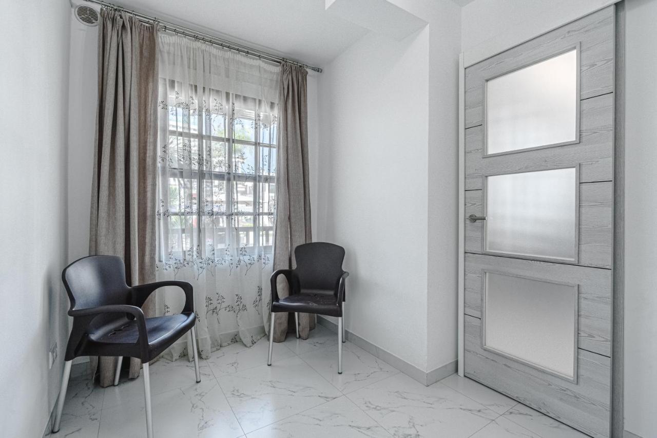 Amazing 3 Bedroom Apartment On The First Line Of The Best Las Americas Beach, Air Conditioner And Terrace Ocean View 美洲海滩 外观 照片
