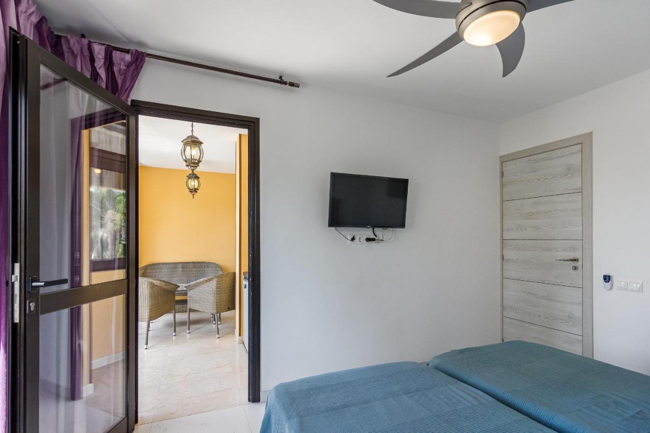 Amazing 3 Bedroom Apartment On The First Line Of The Best Las Americas Beach, Air Conditioner And Terrace Ocean View 美洲海滩 外观 照片